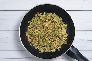 Preparazione Pasta zucchine e pancetta - Fase 2