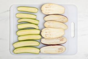 Preparazione Verdure estive gustose al forno - Fase 1