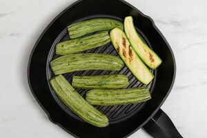 Preparazione Verdure estive gustose al forno - Fase 2