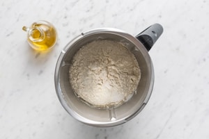 Preparazione Impasto per pizza con il Bimby - Fase 1