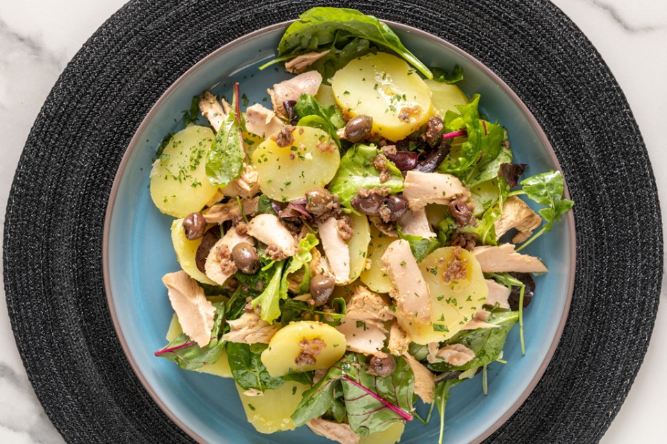 Insalata di patate e tonno Insalata di patate e tonno