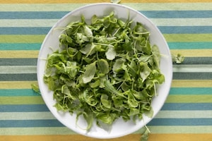 Preparazione Insalata di rucola, grana, noci e culatello - Fase 1