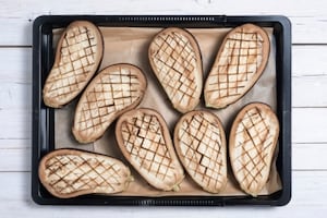 Preparazione Melanzane ripiene senza carne - Fase 1