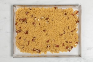 Preparazione Pesche con crumble e gelato alla vaniglia - Fase 2