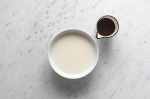 Preparazione Torta magica al caffè - Fase 2
