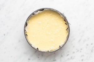 Preparazione Torta rovesciata alle pesche - Fase 4