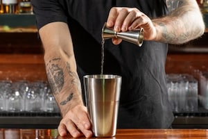 Preparazione Vodka Martini  - Fase 1