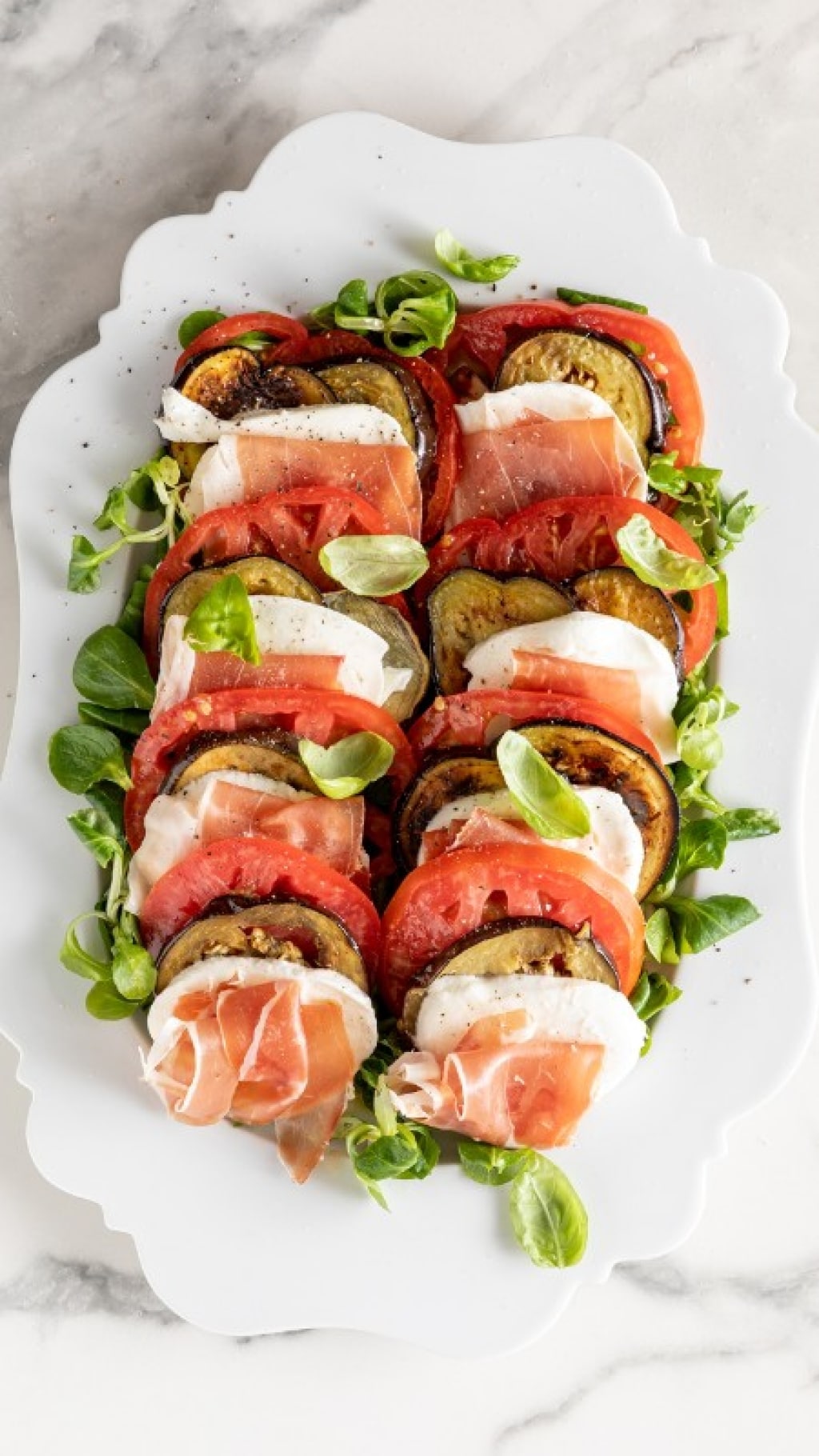 Insalata caprese creativa