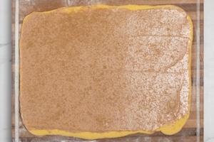 Preparazione Cinnamon rolls - Fase 3