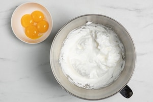Preparazione Torta fredda ricotta e cioccolato - Fase 2