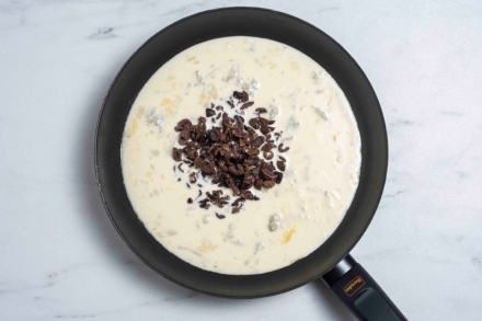 Preparazione Pasta alla cenere - Fase 2 Preparazione Pasta alla cenere - Fase 2