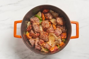 Preparazione Spezzatino con patate - Fase 4