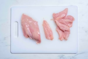Preparazione Straccetti di pollo - Fase 1
