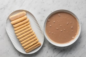 Preparazione Tiramisù al cocco e cioccolato - Fase 4