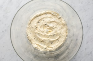 Preparazione Tiramisù al cocco e cioccolato - Fase 3