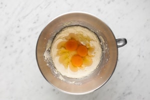 Preparazione Torta allo yogurt greco - Fase 1