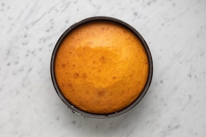 Preparazione Torta allo yogurt greco - Fase 3