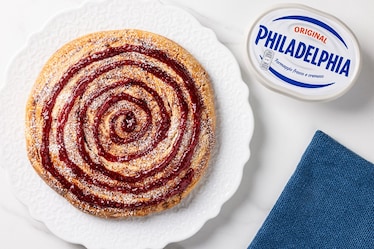 Torta girella alla marmellata