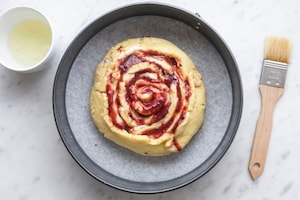 Preparazione Torta girella alla marmellata - Fase 6