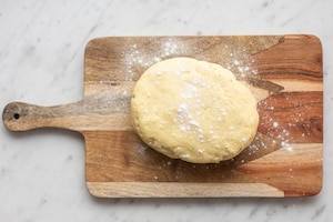Preparazione Torta girella alla marmellata - Fase 2