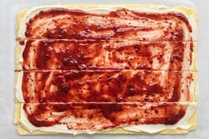 Preparazione Torta girella alla marmellata - Fase 4