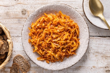 Cavolo cappuccio in umido alla siciliana