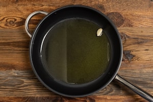 Preparazione Cavolo cappuccio in umido alla siciliana - Fase 1