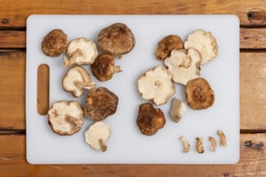 Preparazione Frittata con i funghi - Fase 1