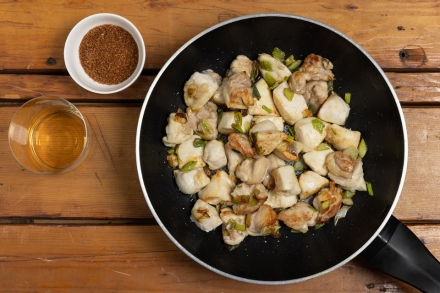 Preparazione Pollo in agrodolce - Fase 4 Preparazione Pollo in agrodolce - Fase 4