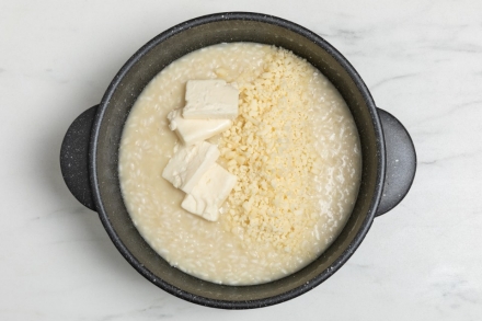 Preparazione Risotto ai quattro formaggi - Fase 3 Preparazione Risotto ai quattro formaggi - Fase 3