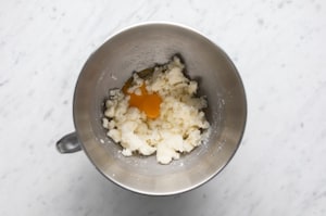 Preparazione Sbriciolata alle mele - Fase 2