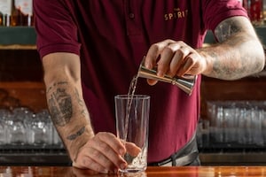 Preparazione Tom Collins - Fase 1