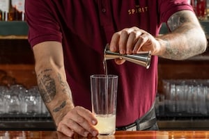 Preparazione Tom Collins - Fase 2