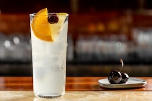 Preparazione Tom Collins - Fase 4