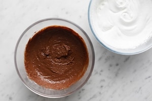 Preparazione Trancetti al cioccolato e castagne - Fase 3