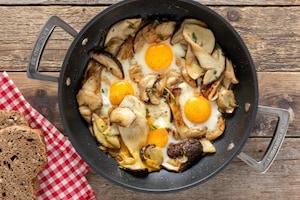 Preparazione Uova con i funghi - Fase 4