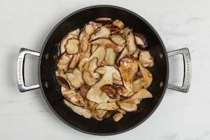 Preparazione Uova con i funghi - Fase 3