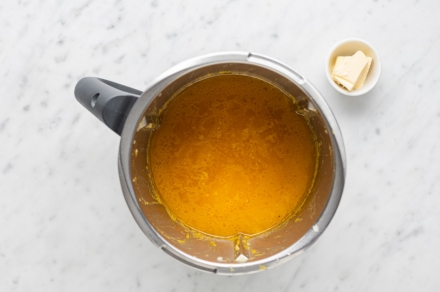 Preparazione Vellutata di zucca e patate con il Bimby - Fase 3 Preparazione Vellutata di zucca e patate con il Bimby - Fase 3
