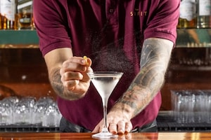 Preparazione Vesper cocktail - Fase 4
