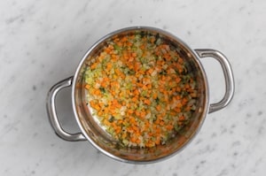 Preparazione Conchiglioni ripieni al forno - Fase 1