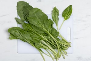 Preparazione Frittata di bietole e provola - Fase 1