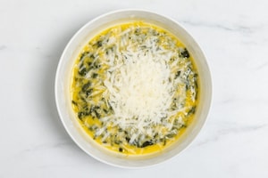 Preparazione Frittata di bietole e provola - Fase 3