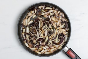 Preparazione Fusilli al radicchio, speck e taleggio - Fase 4