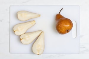 Preparazione Indivia, pere e gorgonzola al forno - Fase 2