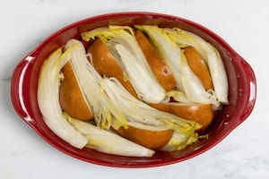 Preparazione Indivia, pere e gorgonzola al forno - Fase 3