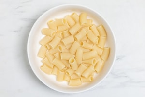 Preparazione Pasta con pesto di cavolo nero - Fase 1