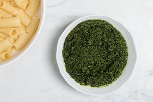 Preparazione Pasta con pesto di cavolo nero - Fase 1