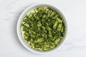 Preparazione Pasta con pesto di cavolo nero - Fase 2