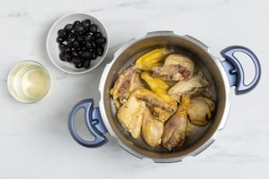 Preparazione Pollo in pentola a pressione - Fase 3