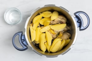 Preparazione Pollo in pentola a pressione - Fase 5